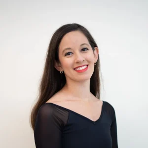 alyssa ishizu headshot